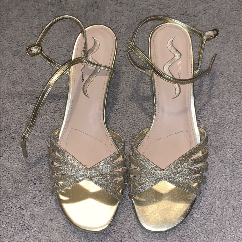 Nina women’s wedges, size 9